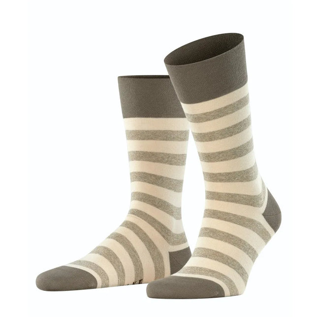 Paar Falke herensokken Sens Mapped Lin SO 12438 in beige met taupe strepen en donkere boord, hiel en teen. - Jambelles