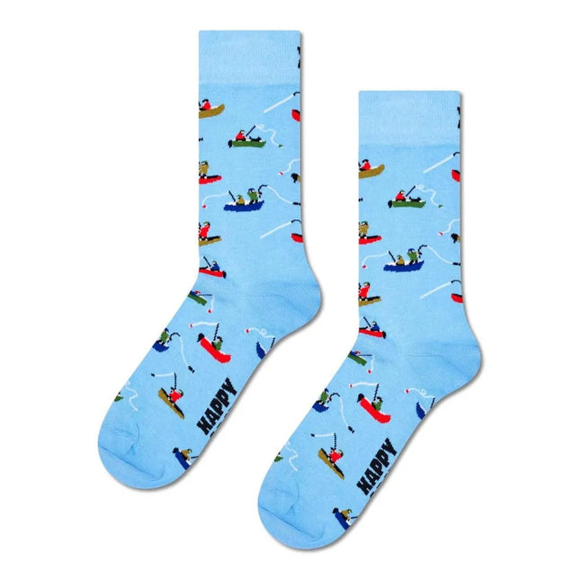 Lichtblauwe Happy Socks Fishing Boat sokken voor dames en heren met kleurrijke vissers in bootjes. - Jambelles