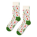 Happy Socks Fishing Gear fantasiesokken in gebroken wit met kleurrijke vishaken en kunstaas, gedragen met bruine sneakers - Jambelles