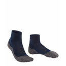FALKE TK2 Sh Co 16154 herensok in donkerblauw met grijs gemêleerde voet, zwarte strepen en blauw logo. - Jambelles