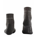 Grijze FALKE TK2 Wool Short 16327 herensok met ribstructuur, verstevigde zones en ingeweven logo op de voet. - Jambelles