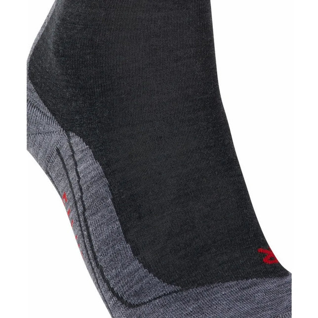 FALKE TK5 16242 herensok in zwart met grijze verstevigde hiel- en teenzones en rood merkdetail. - Jambelles