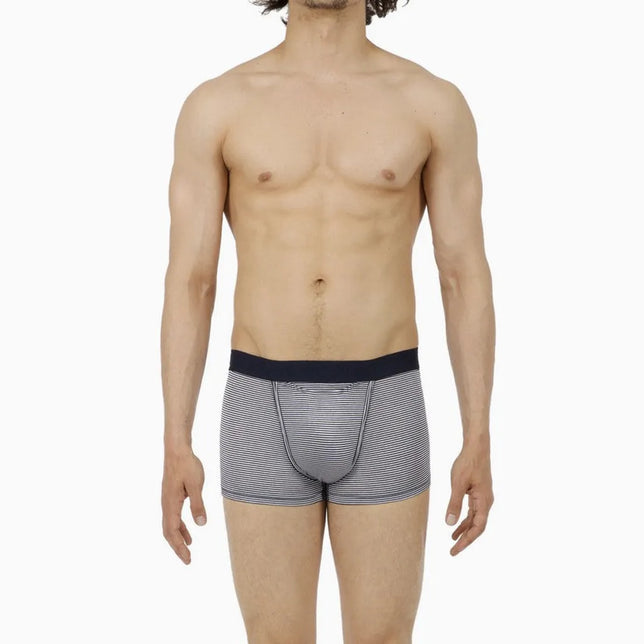 HOM heren boxerbrief HO1 Simon 359850 in grijs met fijne witte strepen, donkerblauwe tailleband en voornaden - Jambelles