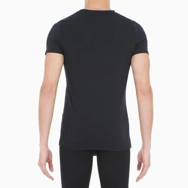 Achteraanzicht van HOM Supreme Cotton heren T-shirt 401331 in zwart, effen en aansluitend met korte mouwen. - Jambelles