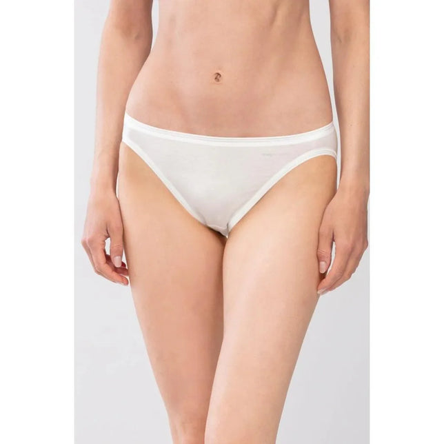 Mey dames mini-slip Lights 89210 in wit, met lage taille, gladde voorkant en smalle elastische boorden. - Jambelles