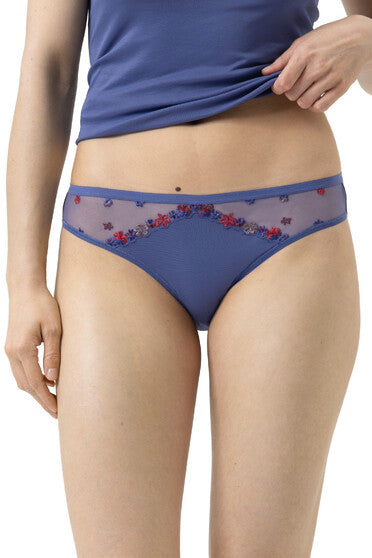 mini-briefs1120092_1724astralnight_1