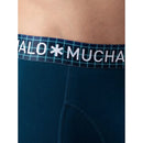 Close-up van donkerblauwe Muchachomalo herenboxer met geruite tailleband en wit merklogo. - Jambelles