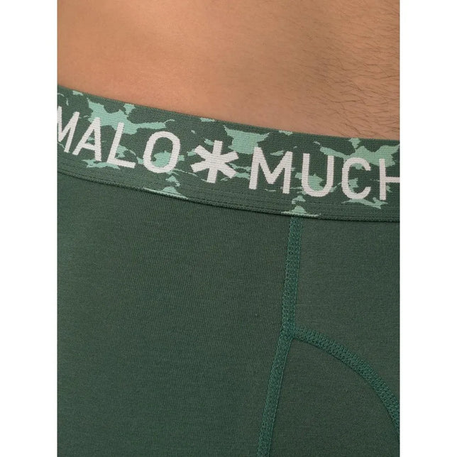Muchachomalo herenboxer in donkergroen met camouflage tailleband, wit merklogo en zichtbare naden. - Jambelles