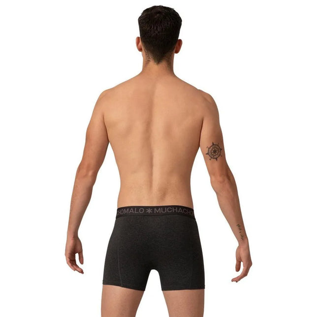 Muchachomalo herenboxer Short Solid SOLID1010 uit 3-pack, zwart met logoband, achteraanzicht op model. - Jambelles