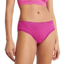 Turquoise Sloggi dameshipster Go Crush uit C3-pack, met kanten randen en subtiel logo op de voorkant. - Jambelles