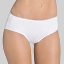 Witte Sloggi Feel Sensational Midi damesslip 10143005, achteraanzicht met gladde stof en volledige bedekking. - Jambelles