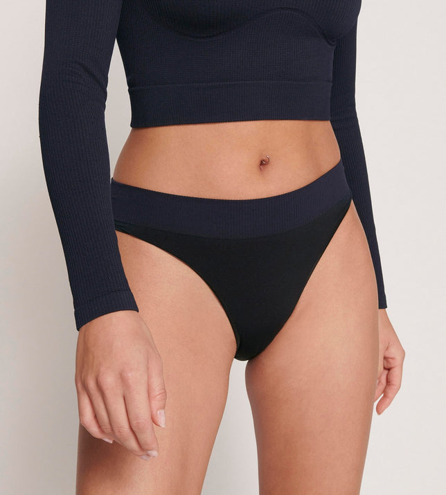 sloggiEVERInfusedAloeMini10216224_Black_3