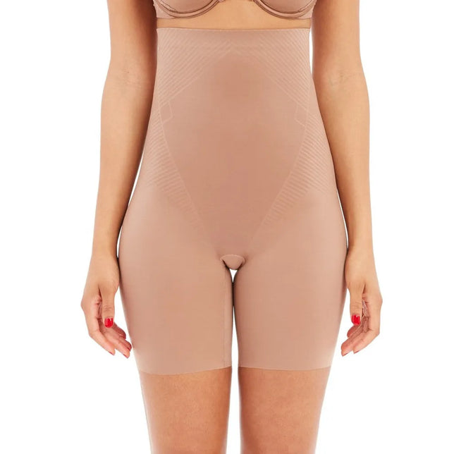 Beige Spanx Thinstincts 2.0 lange tailleslip met pijpjes tot halverwege het bovenbeen en zichtbare steunpanelen - Jambelles