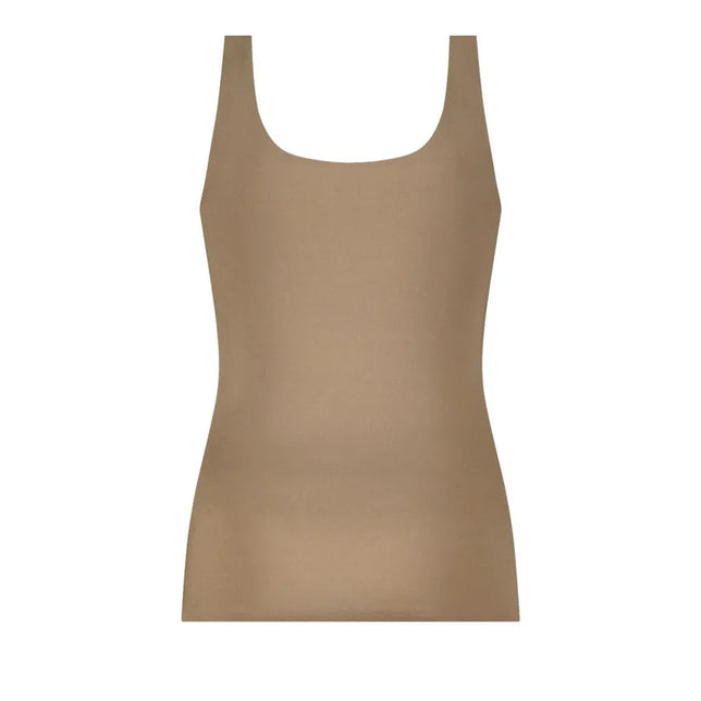 Beige Ten Cate Secrets dameshemd 31614 met brede schouderbanden, gladde afwerking en ronde hals. - Jambelles