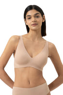 trianglebra1150029_703bailey_1