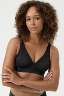 trianglebra1150029_703bailey_1