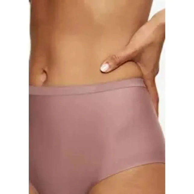 Triumph Shape Smart Maxi damesslip in oudroze, hoog model met gladde stof en brede tailleband. - Jambelles